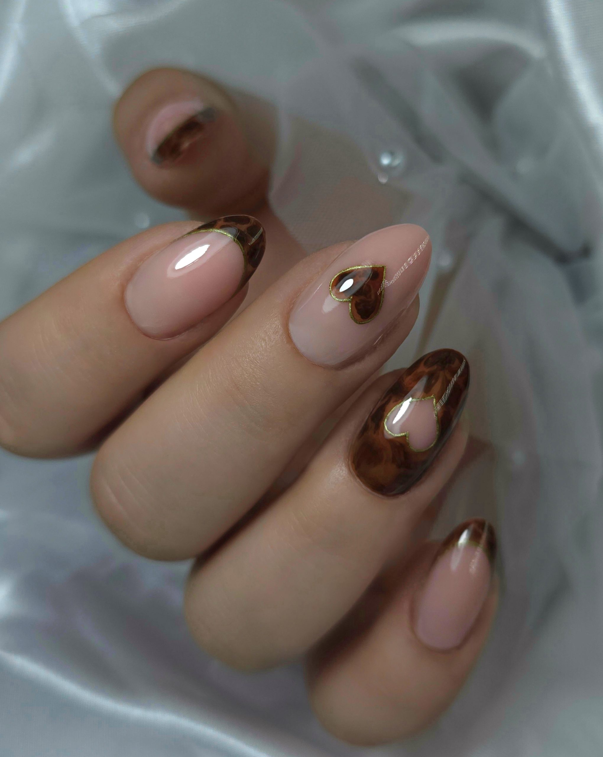 Anamarija Iilic Blooming gel 248 249 gold chrome HO Dusky pink O_878d