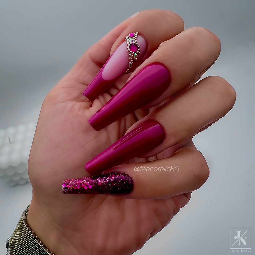 Tea Coralic 267 magnetic motion scarlet red acrygel baby pink IG_815f